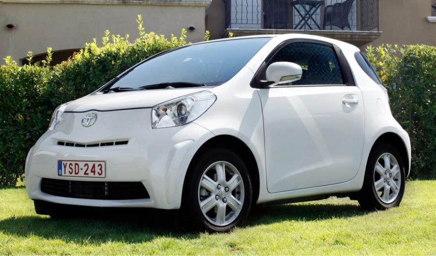 Toyota iQ Production '2012